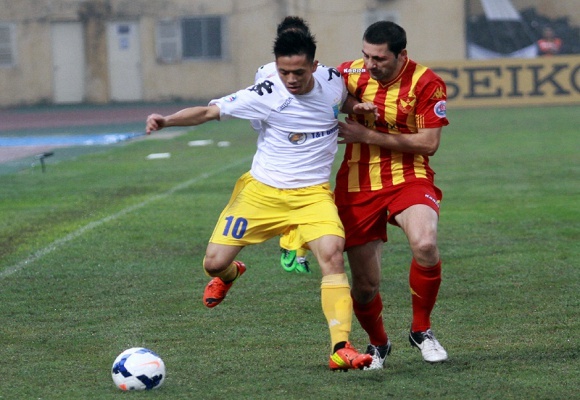 Quan bau Hien nem that bai dau tien tai AFC Cup 2014 hinh anh