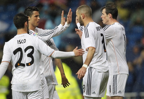 Isco nhan doi cach biet cho Real hinh anh