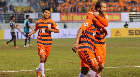 Cau thu Ninh Binh cam 800 trieu de lam do tai AFC Cup hinh anh