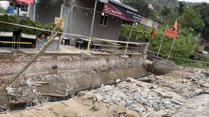 Cuong che hai cay cau be tong xay dung trai phep tai Do Son hinh anh