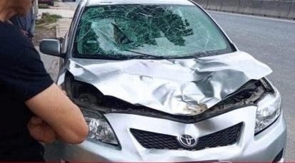 Oto tong chet hai nguoi di bo o Hai Phong hinh anh