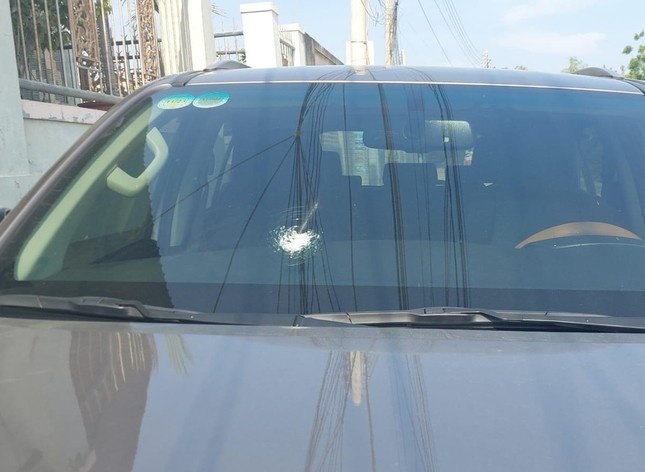 Oto bi nem da tren cao toc Phan Thiet - Dau Giay hinh anh