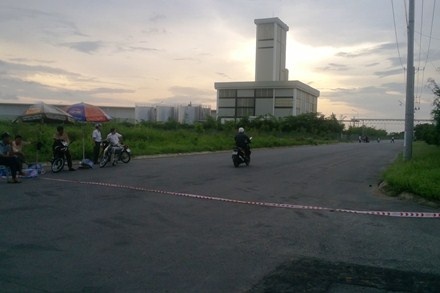 Giam doc va cap pho cung chet trong vu 6 nguoi bi ngat hinh anh