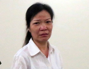 Nuoc mat quy ba thich choi sang hinh anh