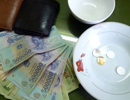 4 'bong hong' trong soi bac o nha hang hinh anh