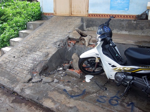 Gay tai nan lien tiep, xung 'chau lanh dao' roi bo tron hinh anh