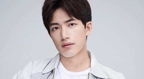 Nam nu chinh 'Trai tim mua thu' mia mai vi lam nen cho vai phu hinh anh