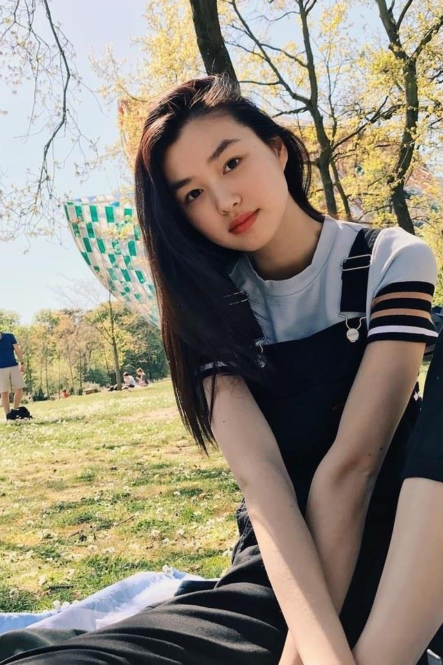 ban gai ninh trach dao anh 4