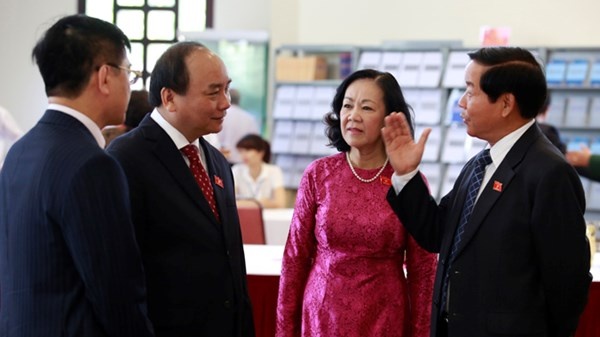 Lo ngai no cong, no xau tang cao hinh anh