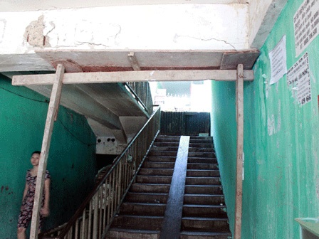 Dan nom nop lo so trong chung cu sap sap o Sai Gon hinh anh