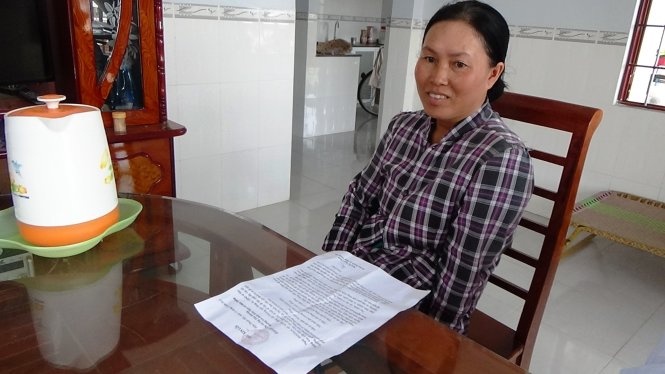 Khi bi thu huyen uy viet thu xin loi dan hinh anh