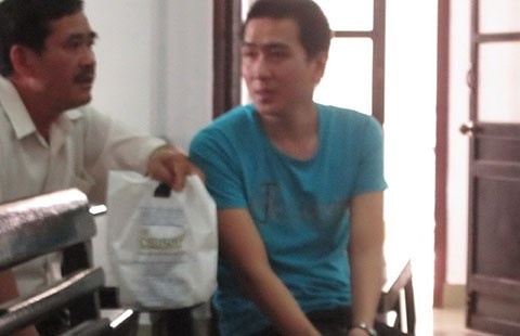 Bi dam suyt chet vi… da cho khong ne mat chu hinh anh