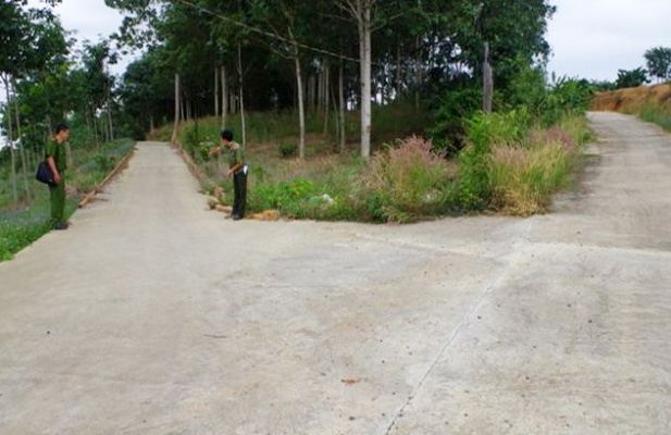 Cach chuc chu tich xa 've duong' vao nha minh hinh anh