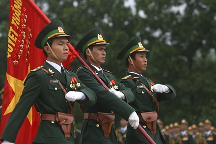 Chu tich nuoc phong ham thuong tuong cho 4 dong chi hinh anh