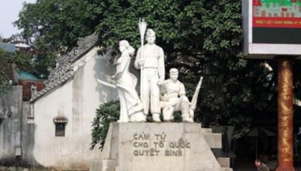 Bac thong tin Ha Noi chi 700 ty dong xay tuong dai hinh anh