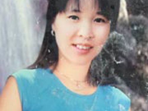 Cha gia cam, tim con gai suot 10 nam o ben kia bien gioi hinh anh