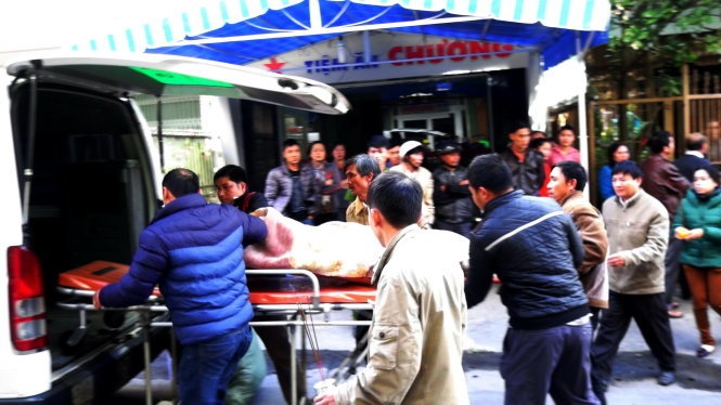 ​Dau long hoc sinh tu tu hinh anh