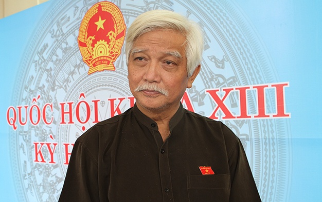 Nguoi dan can thong tin 'sach' nhu can khong khi hinh anh