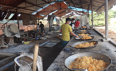 On lanh voi 'quy trinh' san xuat cha bong hinh anh
