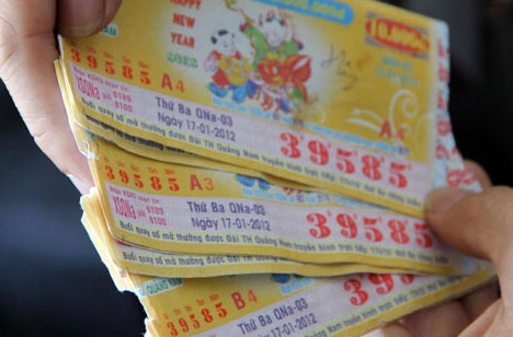 Nguoi trung 13 to doc dac va cai ket dau don hinh anh