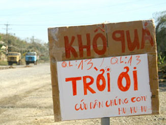 Dan dung bang phan doi viec thi cong quoc lo 13 bay hay hinh anh