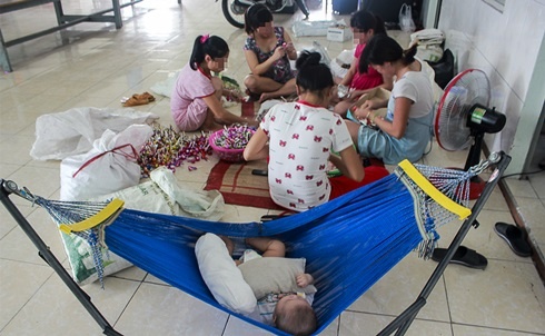 Ben tam cua nhung phan nu lo lang hinh anh