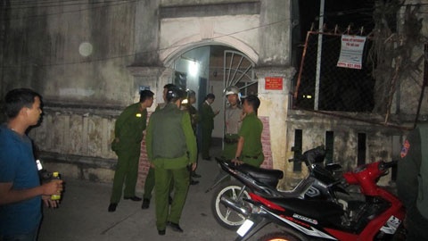 Dem kinh hoang cua chang Viet kieu hinh anh