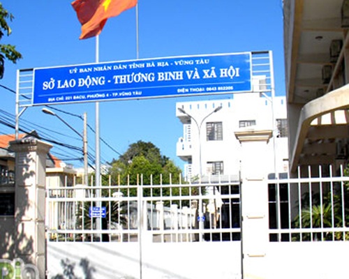 Pho giam doc so bo viec khong ly do hinh anh