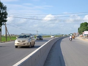 Sap hoan thanh 200 km QL1 doan Thanh Hoa - Ha Tinh hinh anh