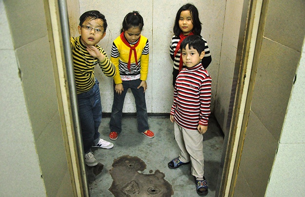 Am anh... thang may hinh anh