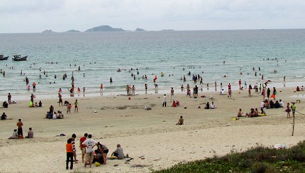 Nhom thanh nien tu nan, mat tich khi di tam bien hinh anh