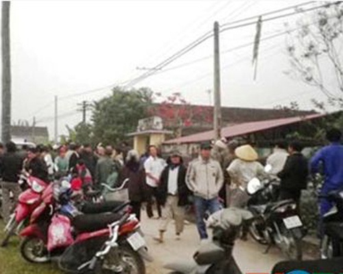 Gio ao lot truoc mat tre em bi ca lang vay bat hinh anh