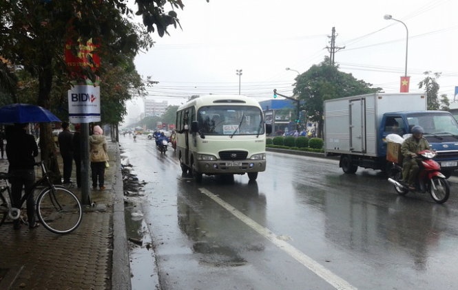 Bat nhom bao ke xe khach duoc tra 5 trieu dong/thang hinh anh