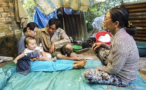 Nguoi kien doi cong 'lam vo' khong con cho o hinh anh