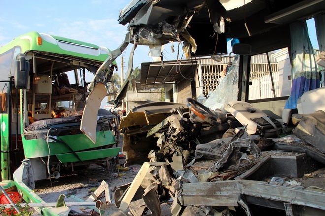 Tai xe gay tai nan tai Binh Thuan dang bo tron hinh anh