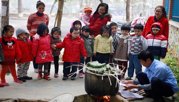 Khi nha giau 'mua' Tet hinh anh