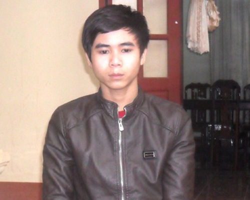 Thue xe, thay bien so gia di cam co 300 trieu dong hinh anh