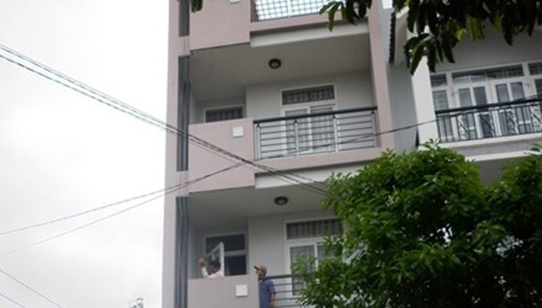 Khoa cua di chuc Tet, trom vao nha lay hang tram trieu dong hinh anh