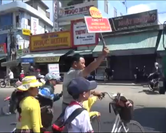 20 nam dat nguoi qua duong hinh anh