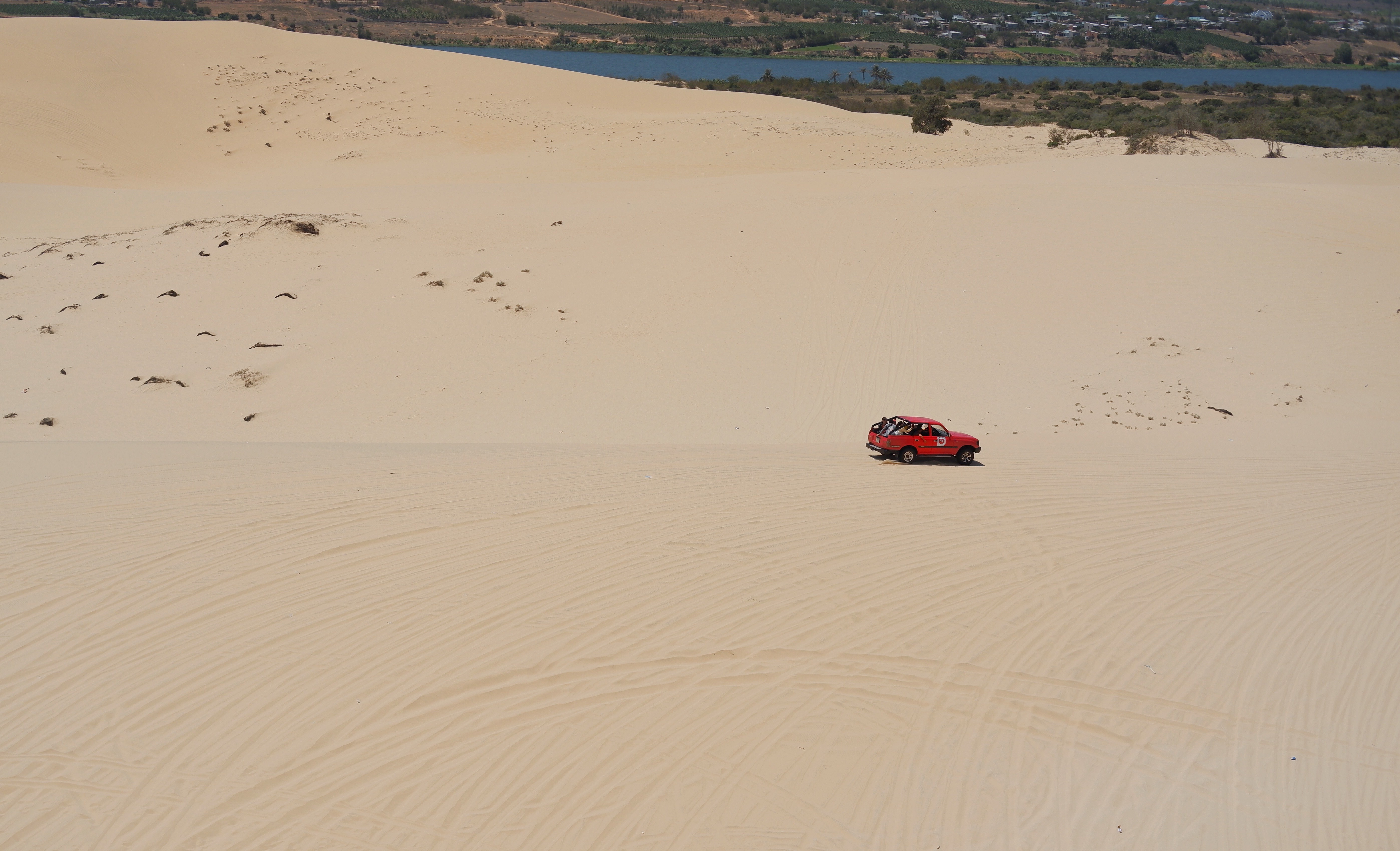 Chay mo to doi cat anh 1