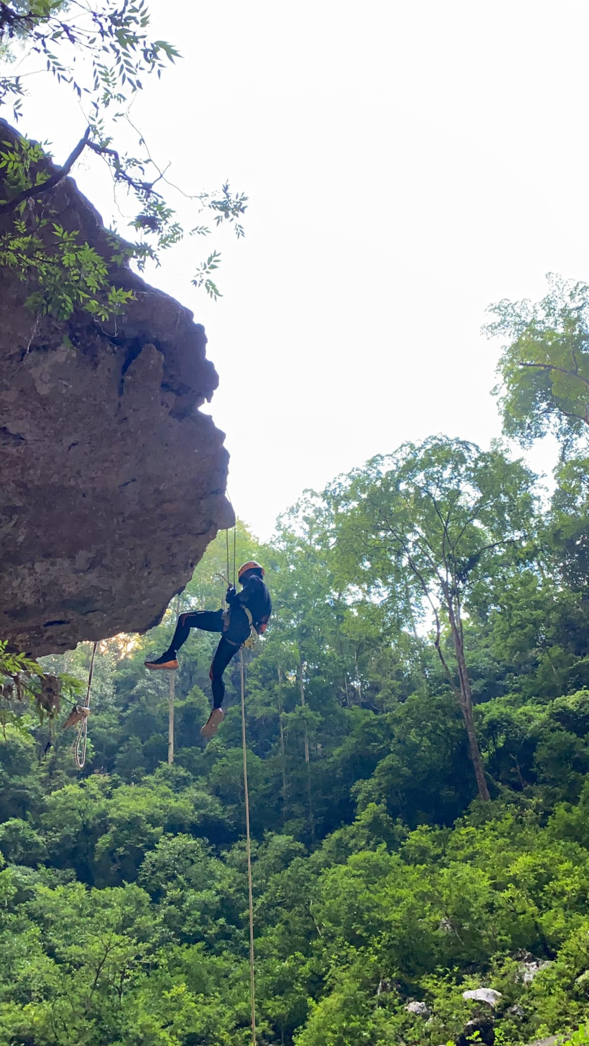 Hang dong lon thu 4 the gioi anh 7