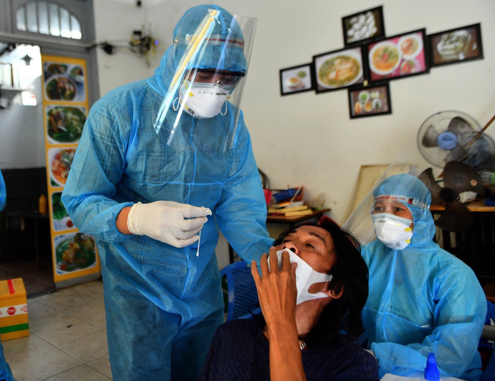 Dong Nai se thanh tra viec mua sam thiet bi y te, kit test Covid-19 hinh anh