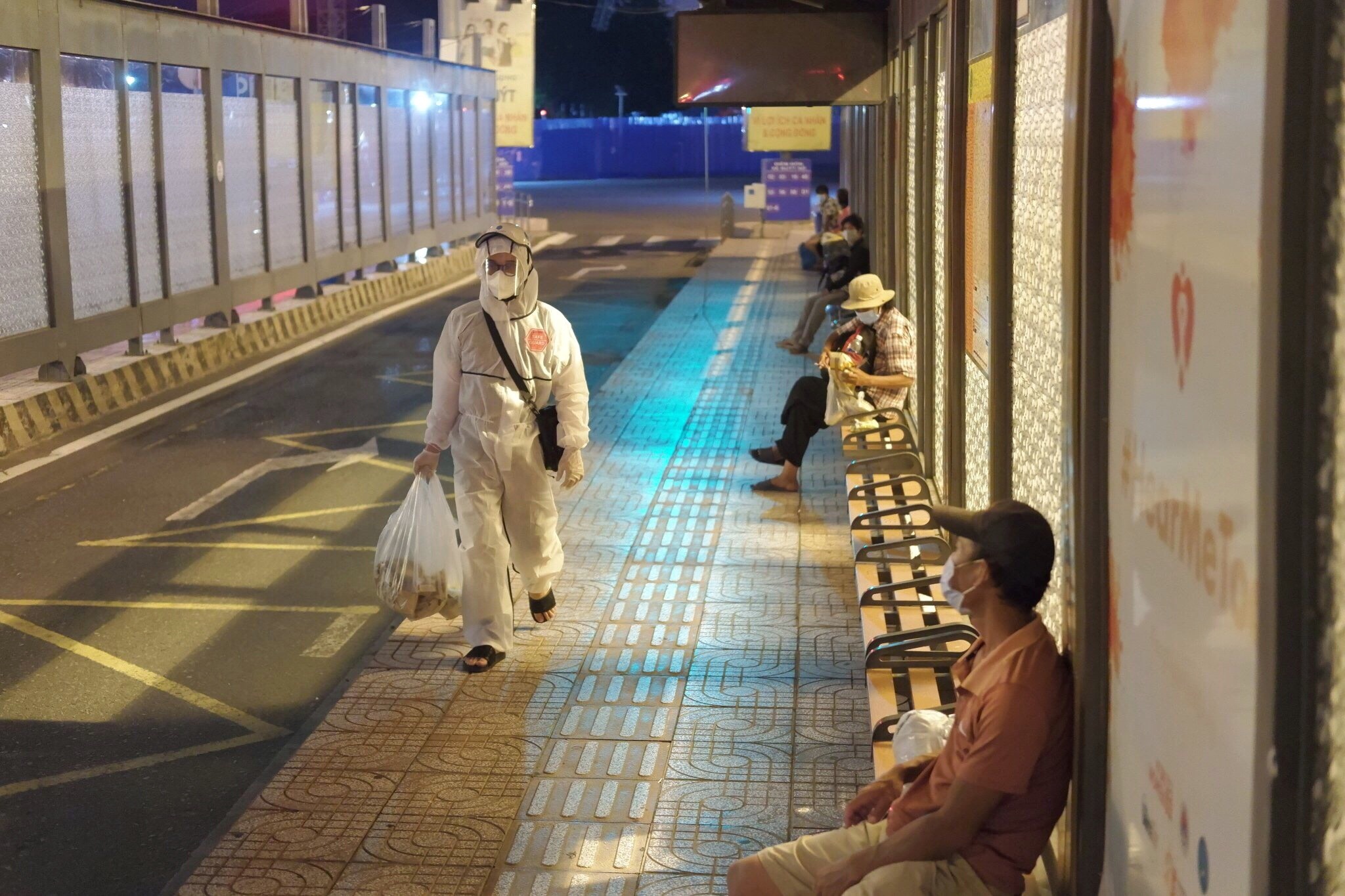 nguoi vo gia cu anh 6