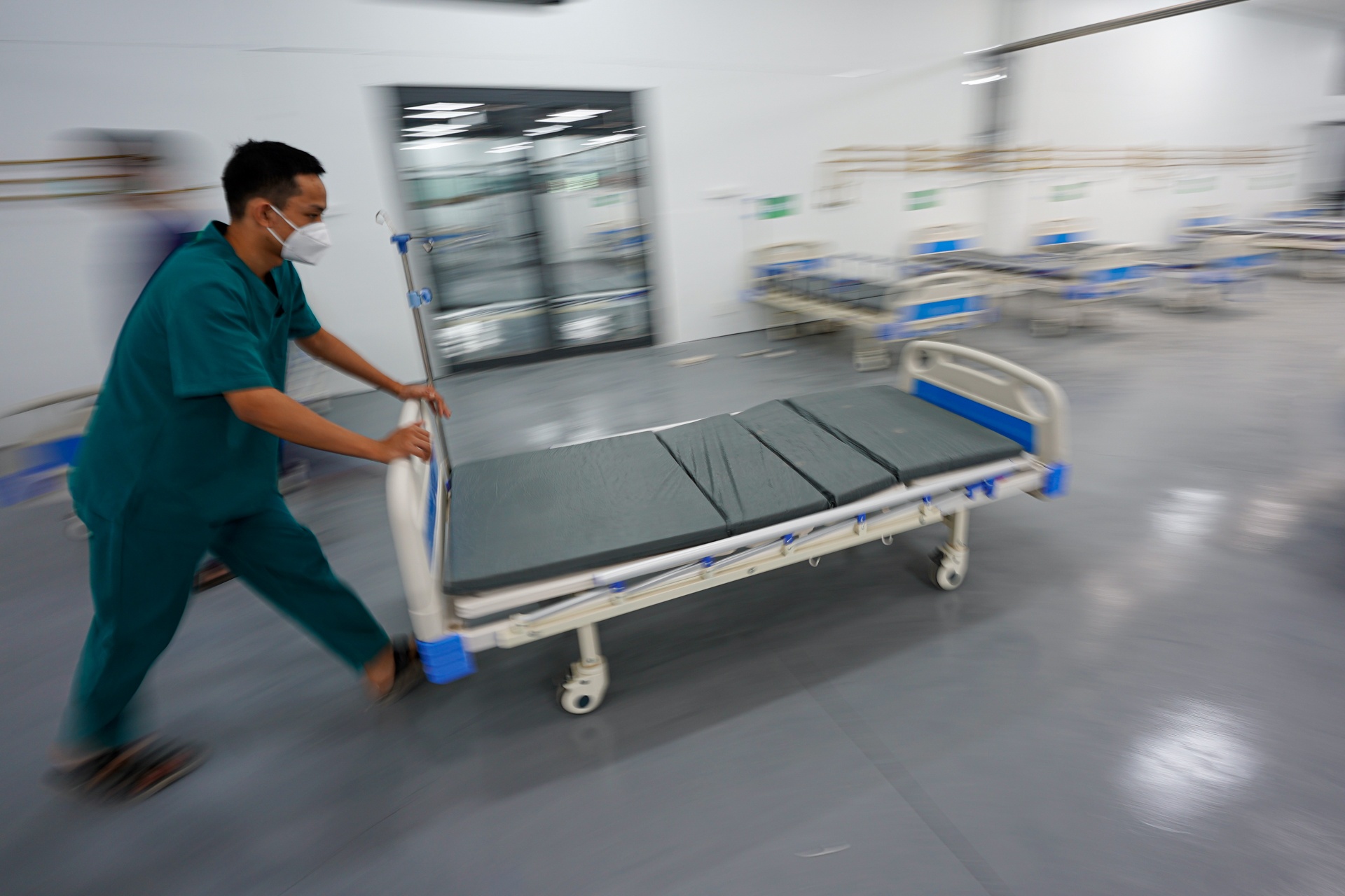 2 tuan than toc xay dung Trung tam hoi suc tich cuc o TP.HCM hinh anh