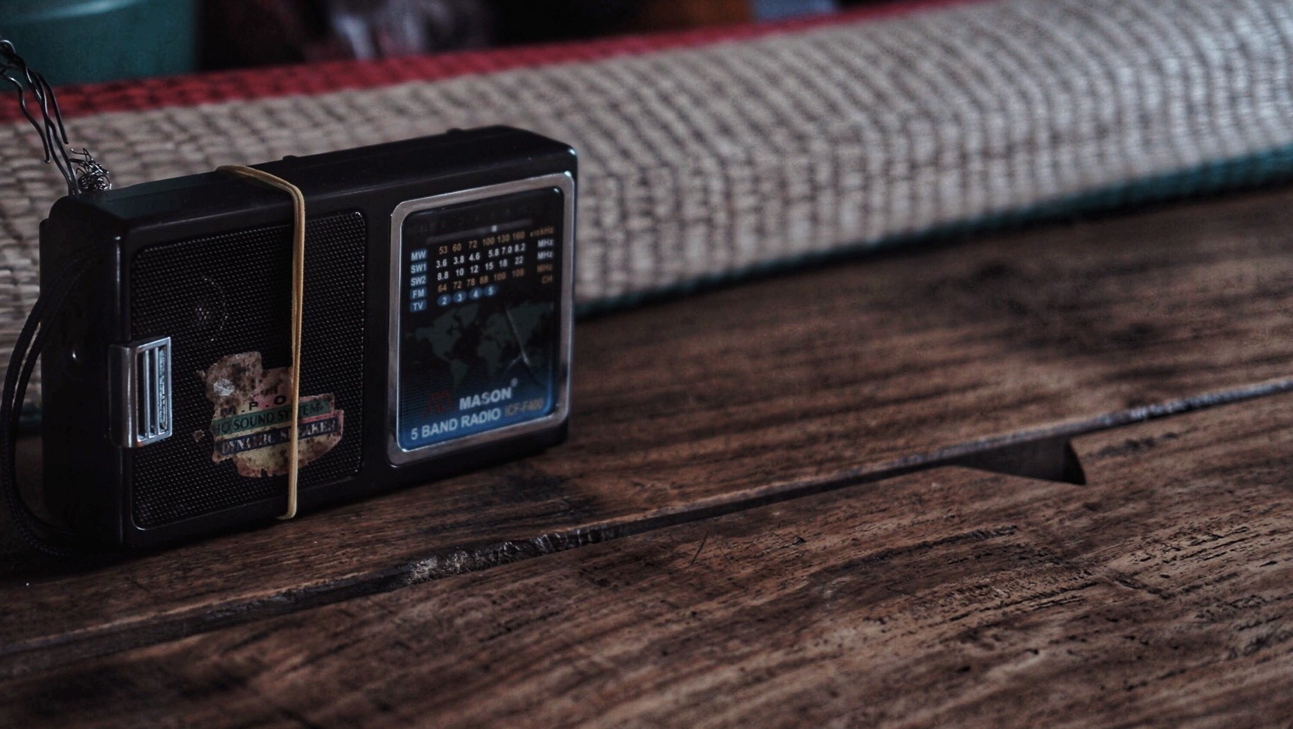 lui thui tren chiec thuyen o TP.HCM anh 1