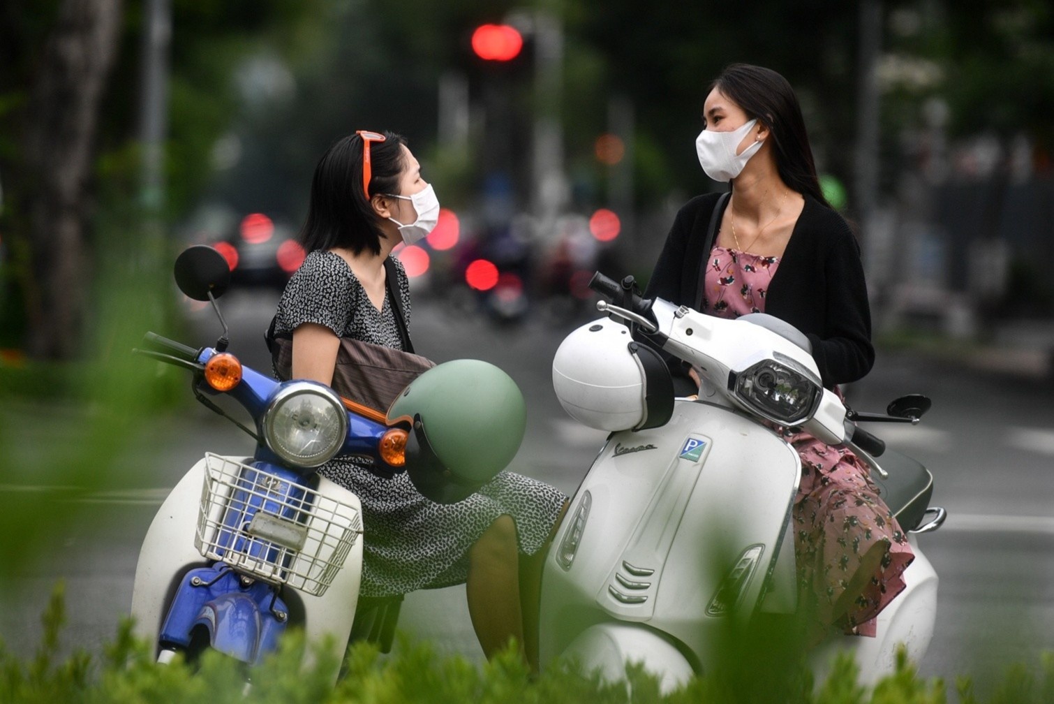 De nghi cong nhan quan Binh Thanh kiem soat duoc dich hinh anh