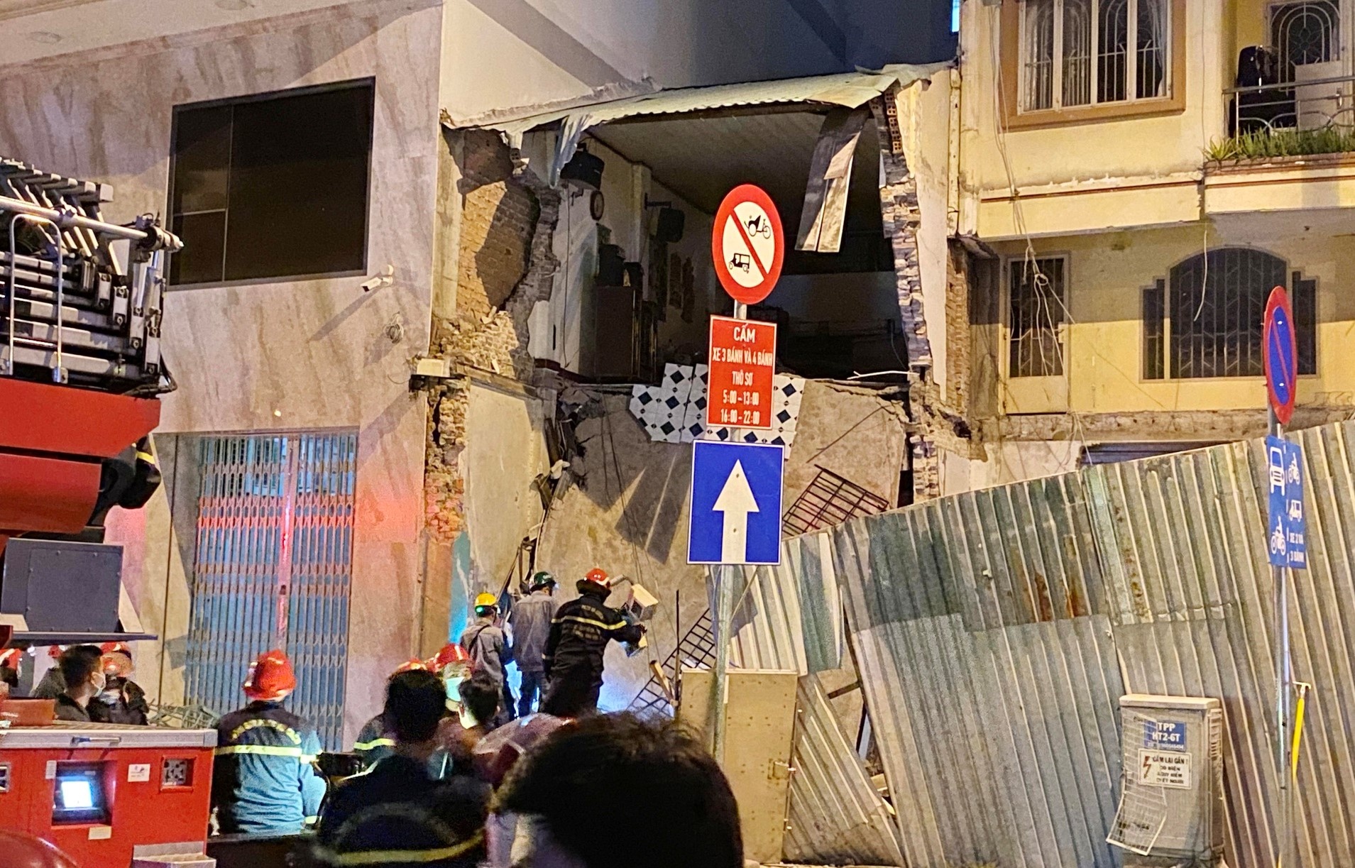 TP.HCM chi dao xu ly nghiem vu sap nha o quan 5 hinh anh