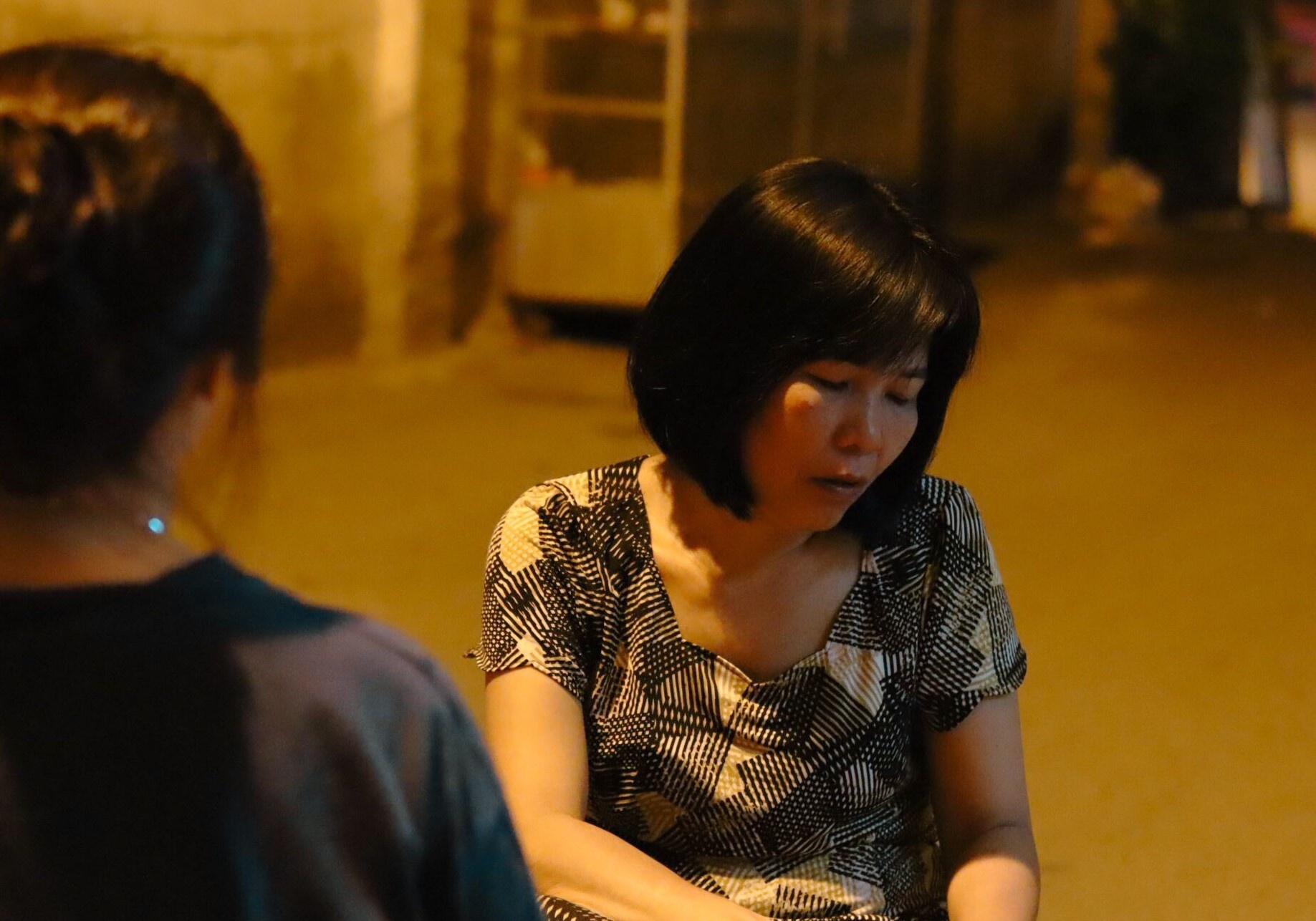 Me hen thu hai ve, khong ngo bi lat tau o Hoi An hinh anh