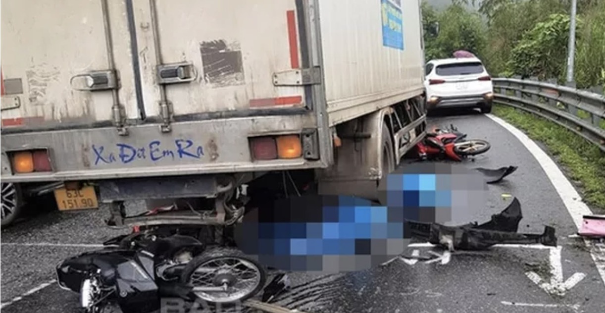 Tai nạn liên hoàn trên đèo Bảo Lộc ảnh 1 Tai nan lien hoan tren deo Bao Loc anh 1