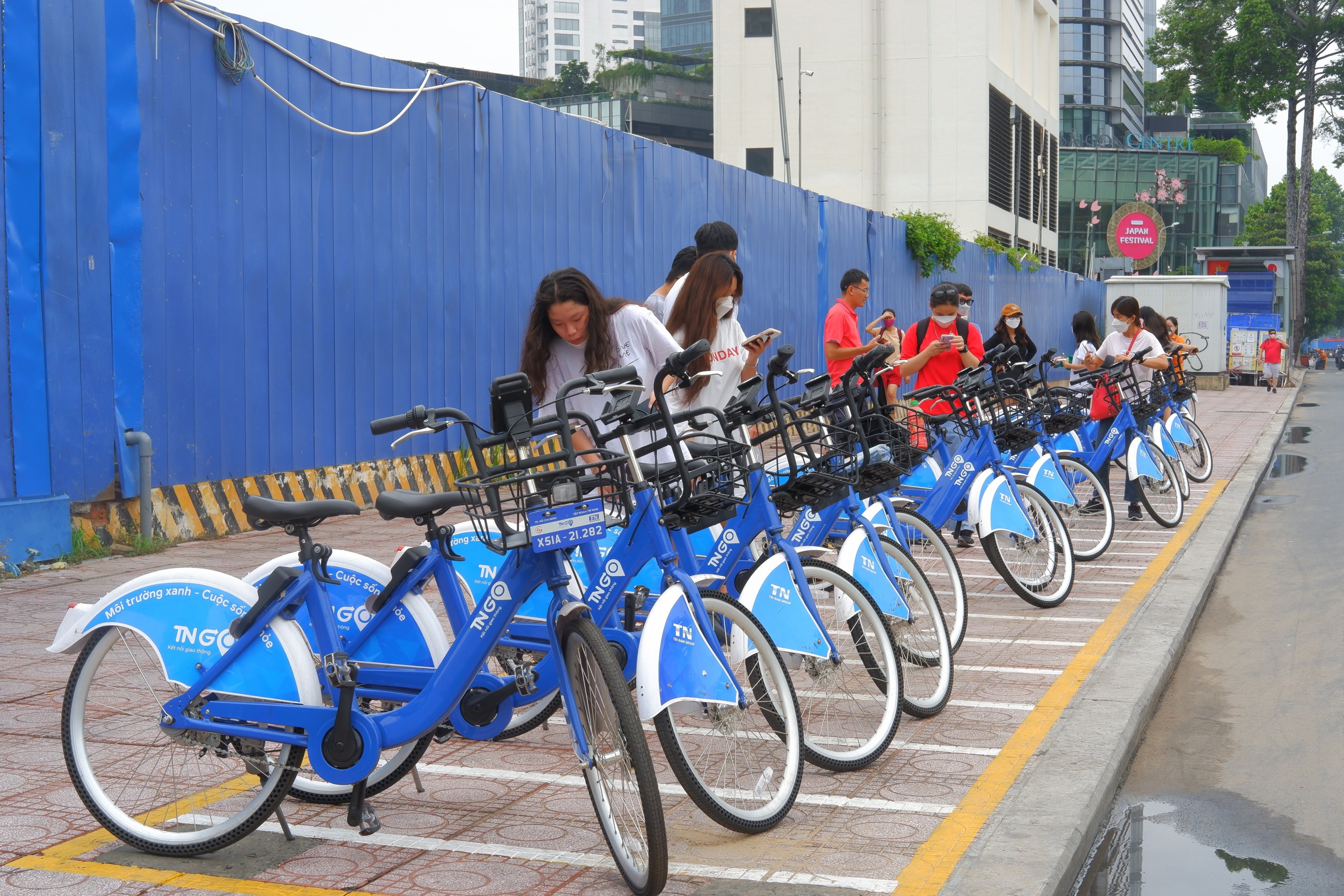 O lai thanh pho nghi le anh 1